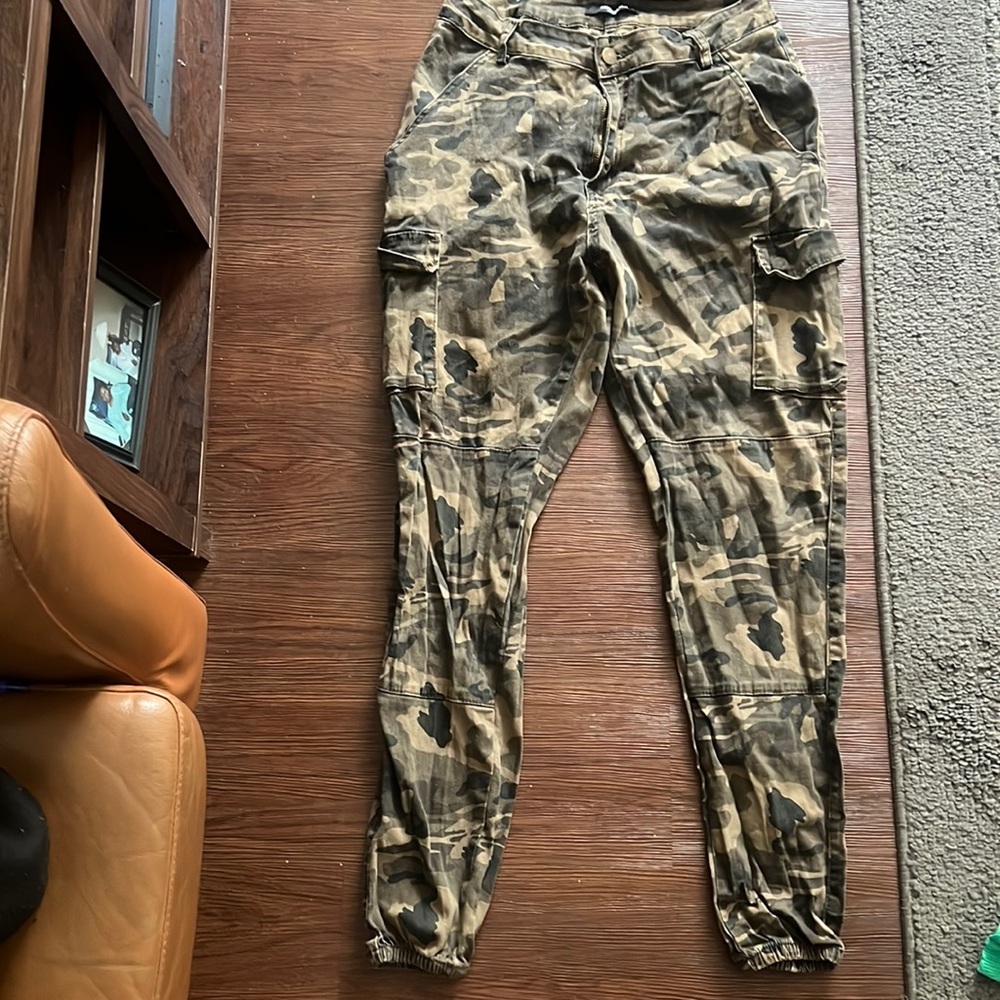 Cargo jogger jeans, in a size large.